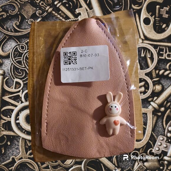Pull Out Large Capacity Car Key Case Leather material Hook -‎ Pink - Picture 1 of 2